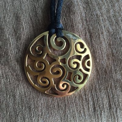 KDY-N523894圆形晕线祥云吊坠