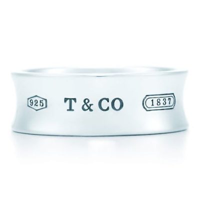 TIF837324851837系列光金字母中号戒11#
