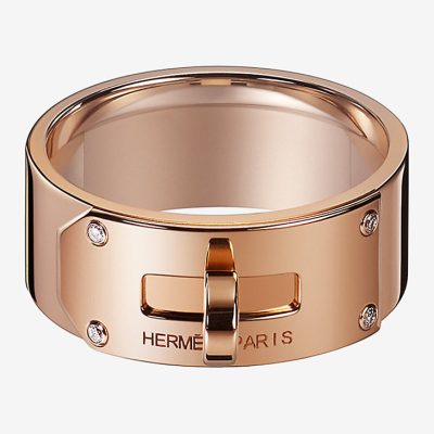 爱H仕-H109042B 8.5mm四钻扭圈光金臂戒指20#