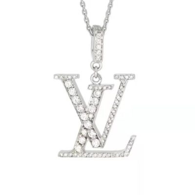 LV-Q93006-字母LVLOGO满钻吊坠35mx22.5m